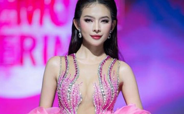 Nội dung: Mùa hè đang đầy vui vẻ với những bức tường nhảy vò đang xu hướng trên mạng